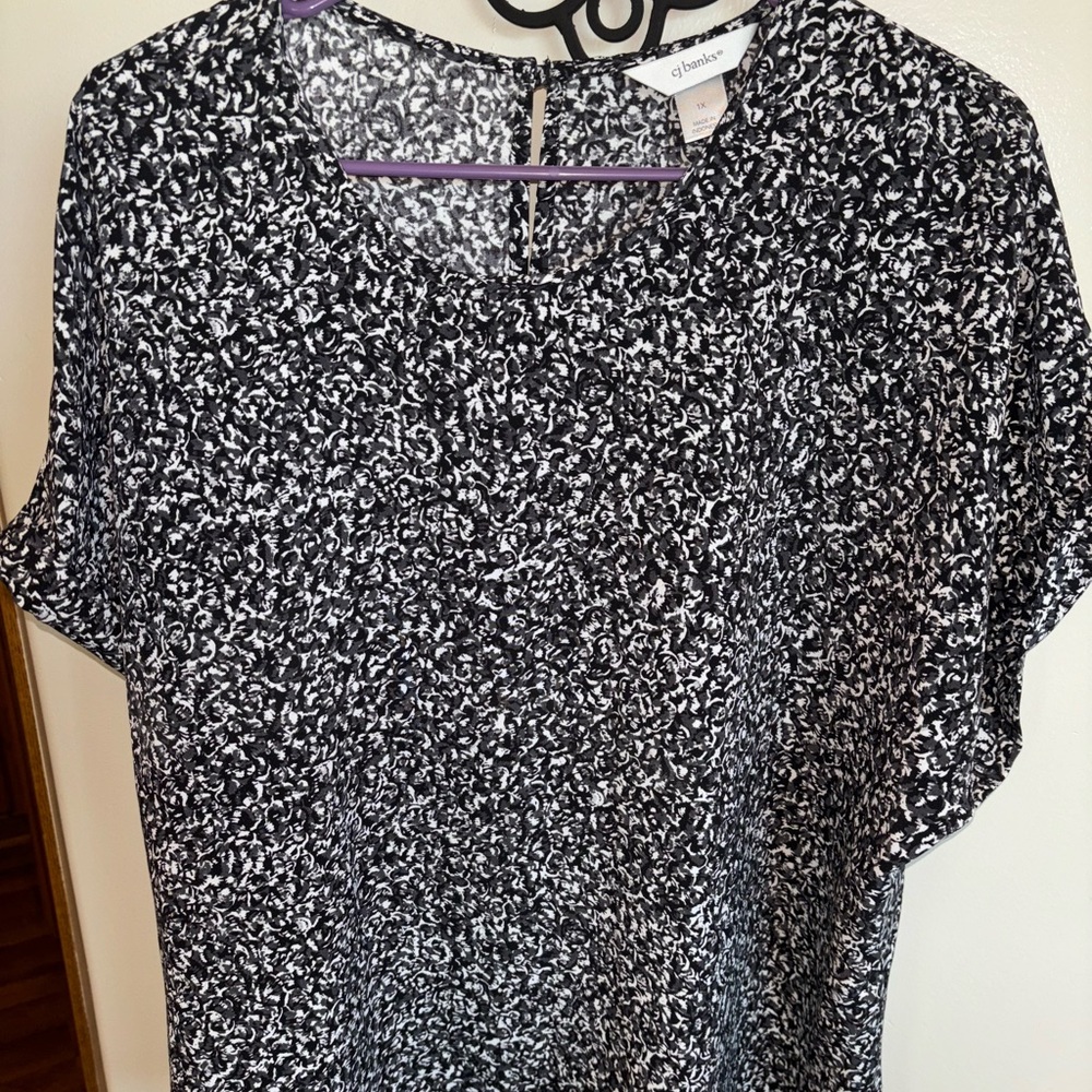💙Short sleeve patterned top